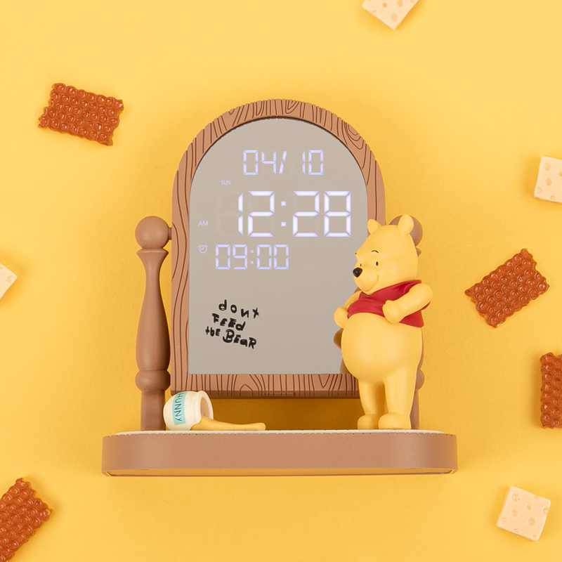 Disney - Winnie The Pooh Mirror Digital Clock